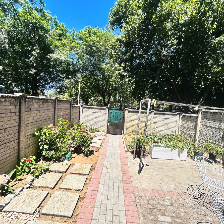 2 Bedroom Property for Sale in Sasolburg Ext 2 Free State